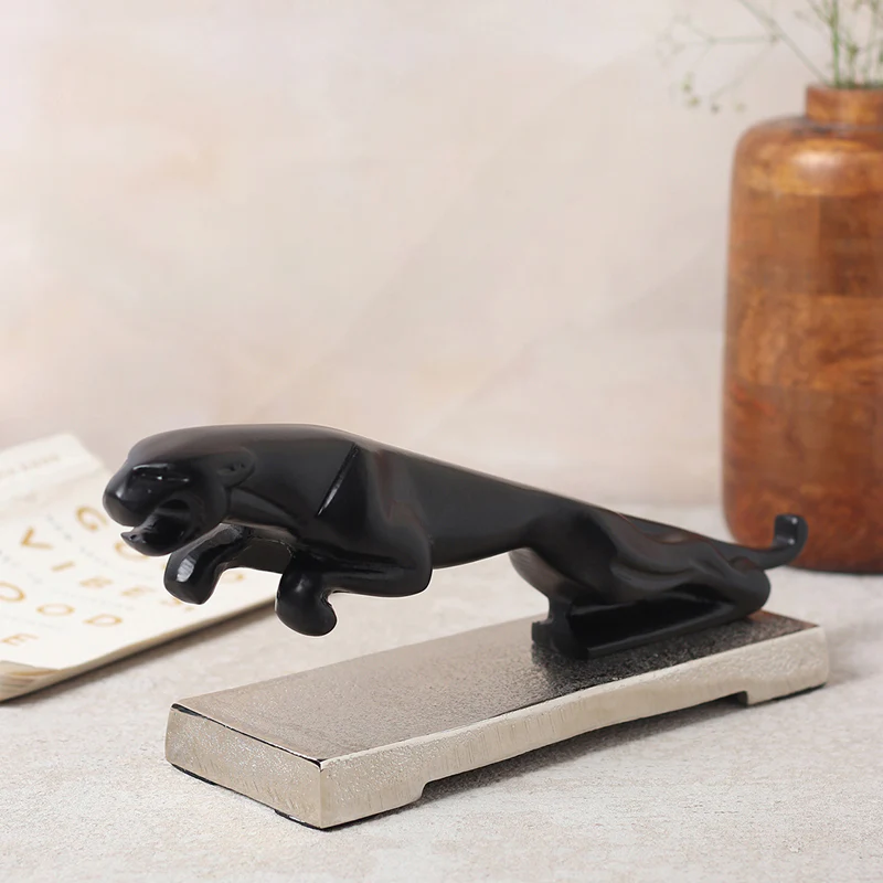 Pather Fury Showpiece